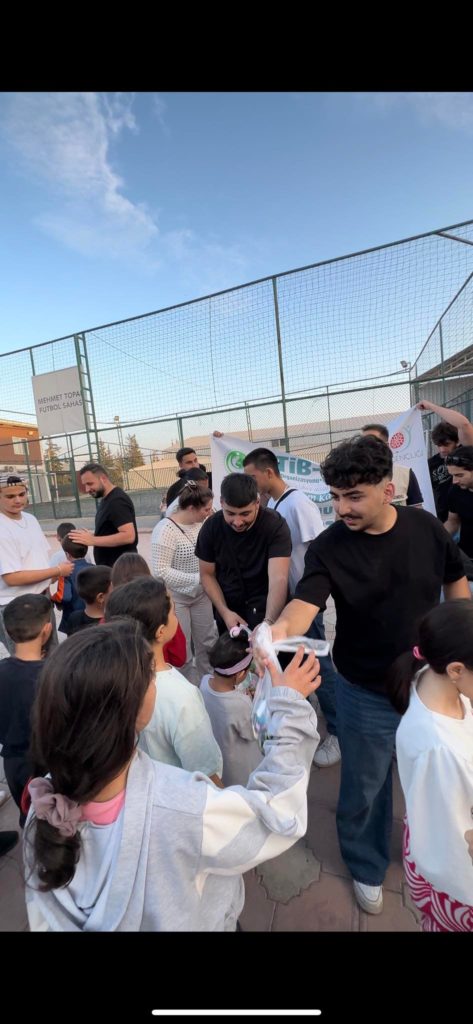 ATIB-Jugendliche halfen Hilal im Erdbebengebiet 10.11.2023 (19)