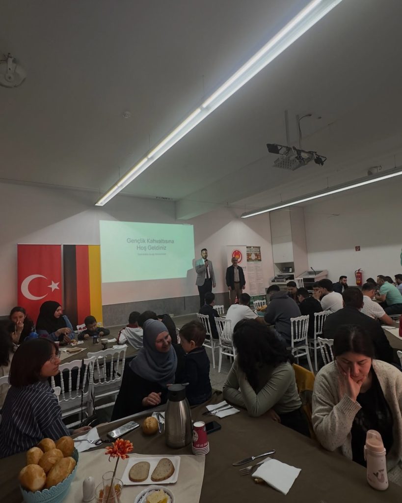 Jugendfrühstück bei ATIB Remscheid veranstaltet (3)