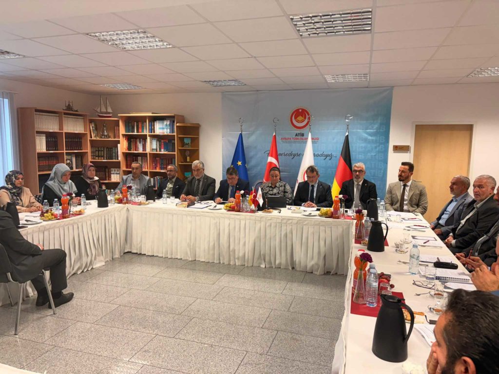 Gemeinschaft und Brüderlichkeit beim 3. GYK-Treffen der 27. Amtsperiode der ATIB (2)